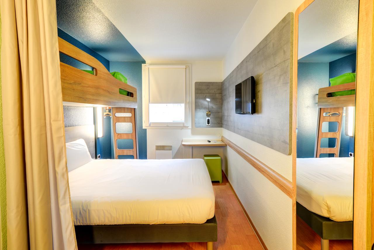 Ibis Budget Rueil Malmaison Exterior photo